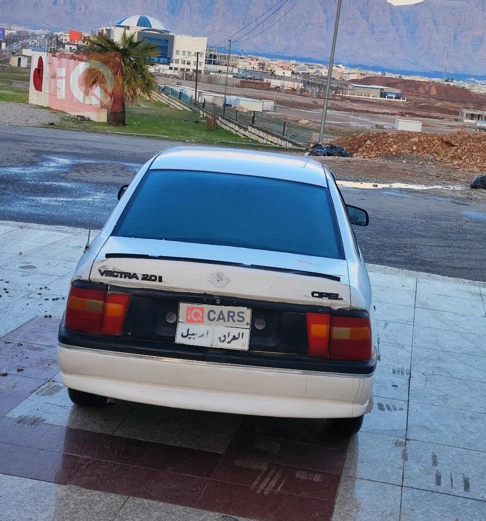 اوبل فيكترا